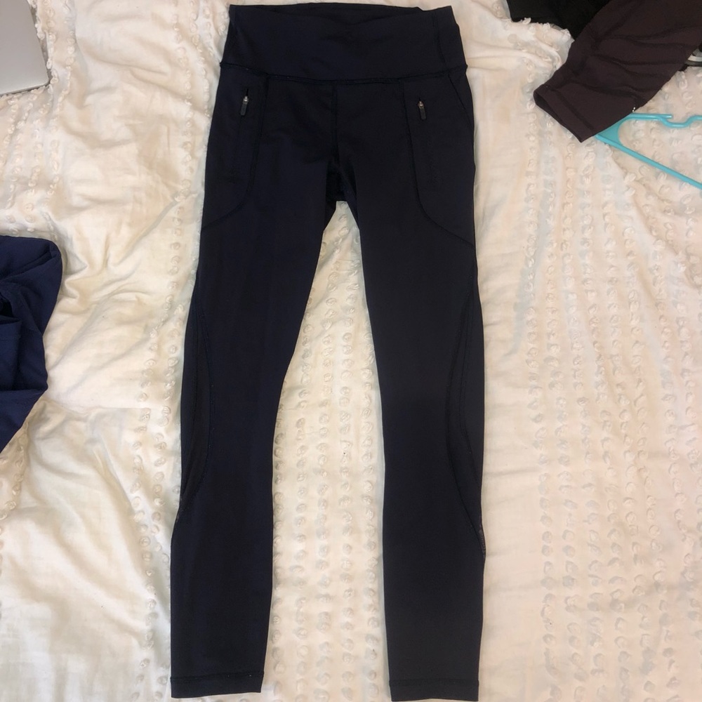 Navy high-waisted Lululemon leggings 6